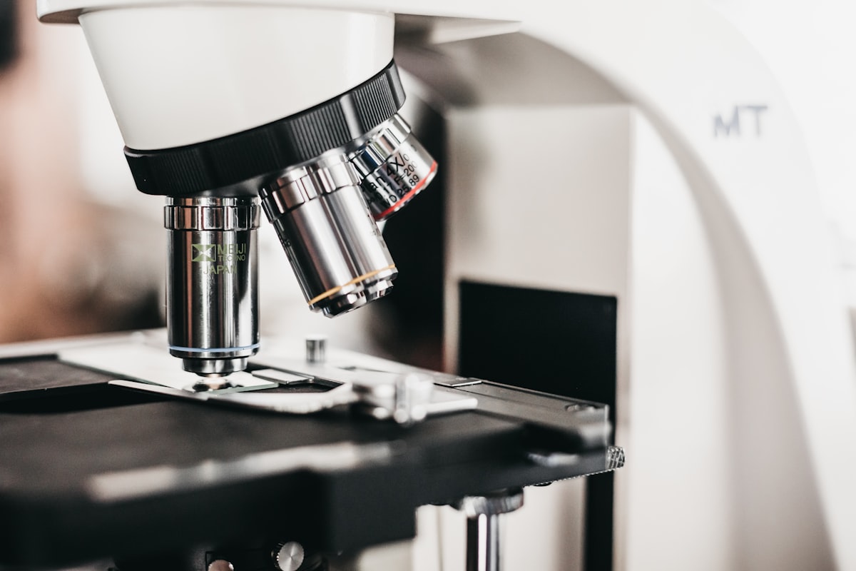 Scientific research on cellular aging